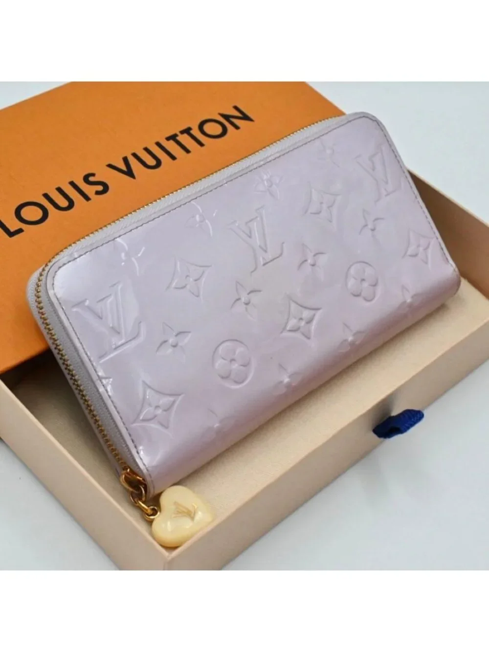 Louis Vuitton Monogram Vernis Zippy Wallet